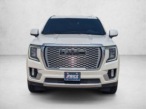 Used 2024 GMC Yukon Denali RWD image 2