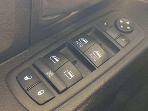 Used 2018 RAM 1500 Tradesman w/ Popular Equipment Group image 27