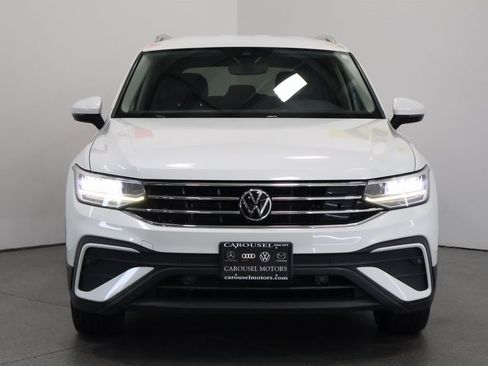Used 2023 Volkswagen Tiguan SE image 7