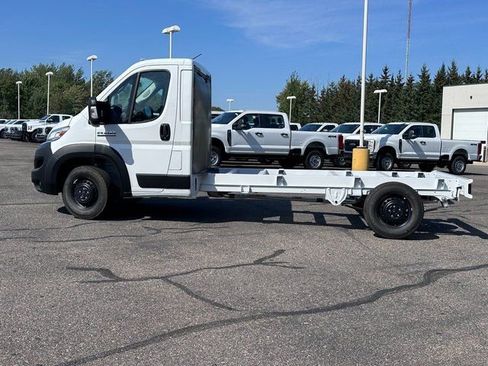 Used 2024 RAM ProMaster 3500 w/ Quick Order Package 22G SLT FWD image 6