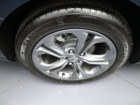 Used 2023 Honda Accord EX image 12