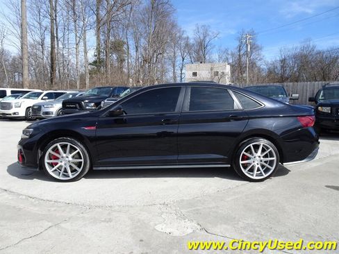 Used 2022 Volkswagen Jetta GLI Autobahn FWD image 7