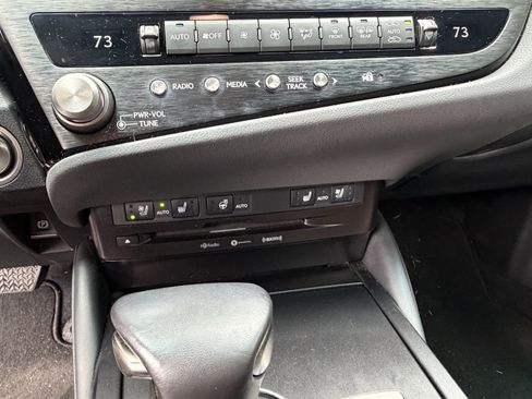 Used 2022 Lexus ES 350 w/ Premium Package FWD image 26