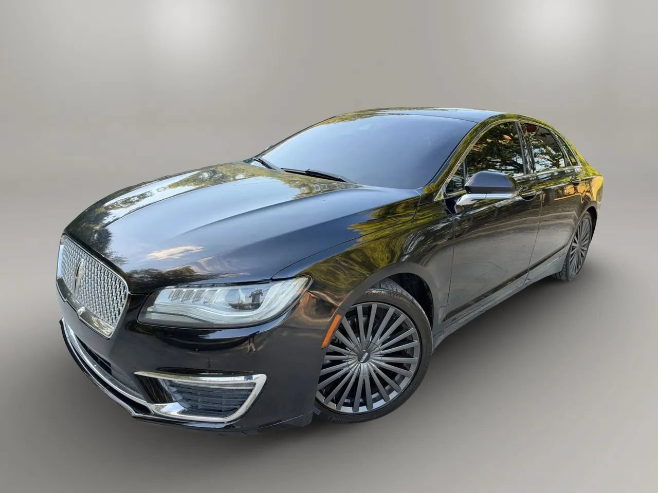Used 2017 Lincoln MKZ Reserve w/ Climate Package AWD/4WD image 11
