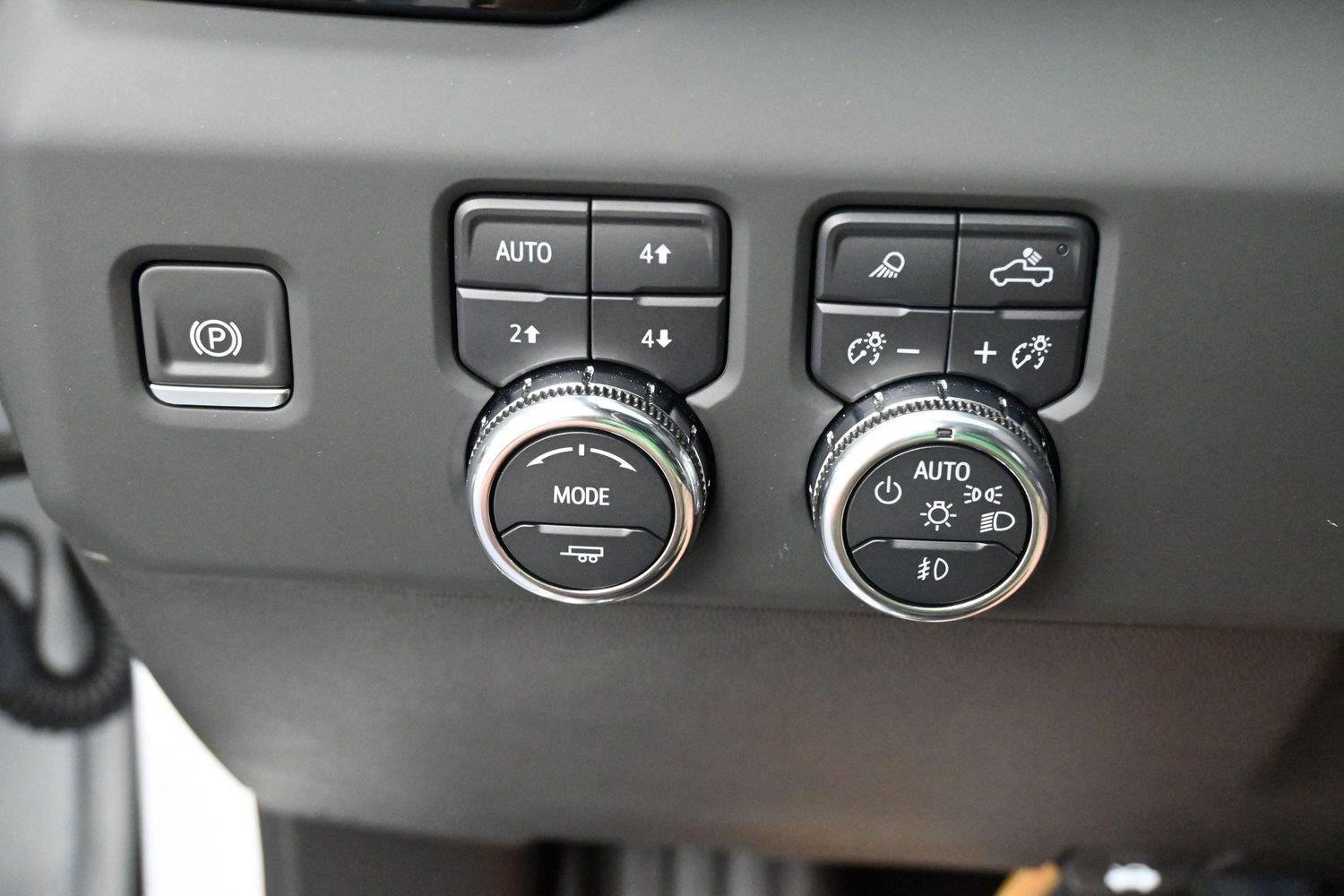 Used 2024 GMC Sierra 2500 AT4X AWD/4WD image 20
