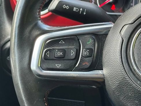 Used 2019 Jeep Wrangler Unlimited Rubicon AWD/4WD image 26