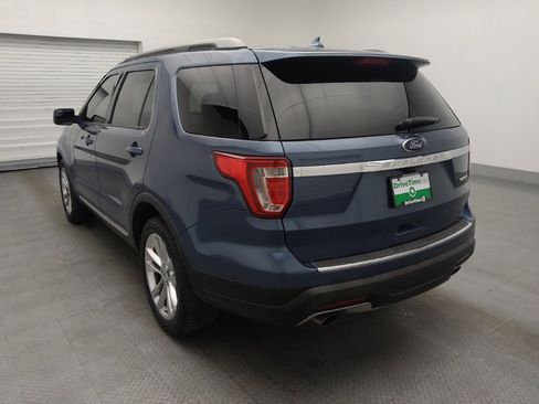 Used 2018 Ford Explorer XLT w/ Equipment Group 202A image 5