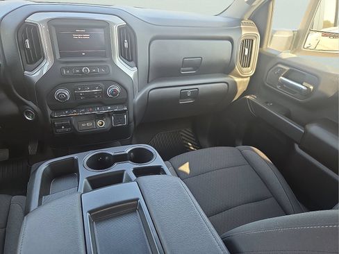Certified 2025 Chevrolet Silverado 2500 Custom w/ Custom Value Package AWD/4WD image 12