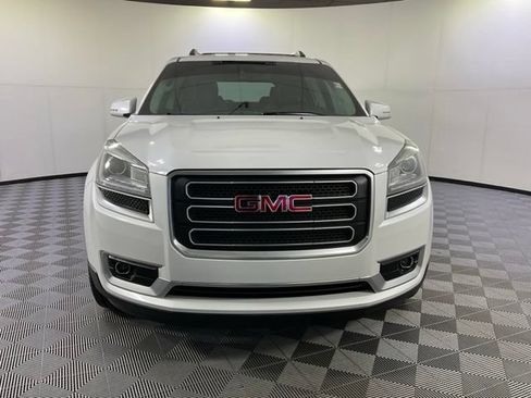 Used 2016 GMC Acadia SLT w/ Premium Edition FWD image 2