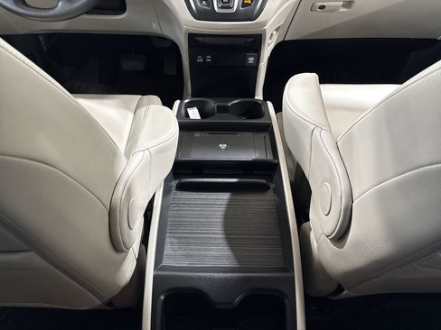 Used 2025 Honda Odyssey EX-L image 20