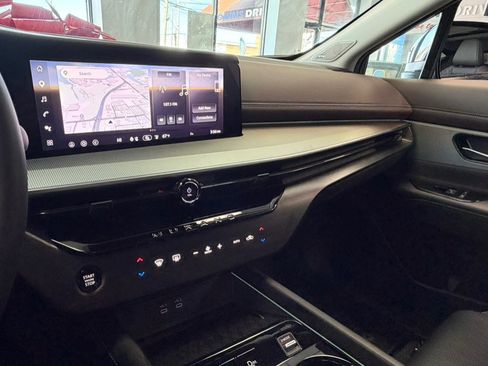 Used 2025 Nissan Murano Platinum w/ Cargo Package AWD/4WD image 62