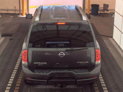 Used 2010 Nissan Armada Titanium RWD image 6