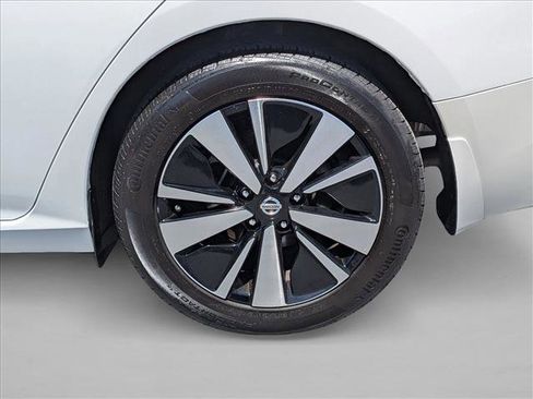 Used 2022 Nissan Altima 2.5 SV image 23