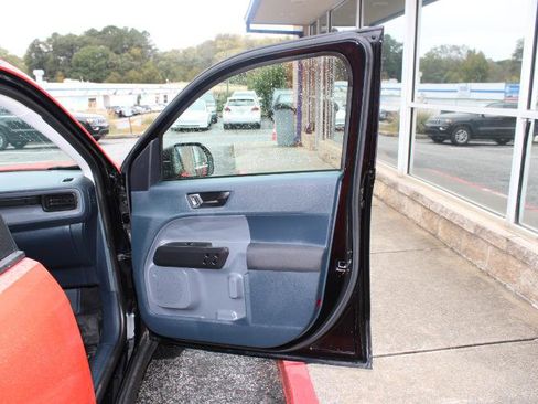 Used 2022 Ford Maverick XL image 20