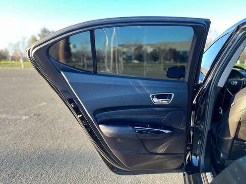 Used 2020 Acura TLX w/ Technology Package image 11