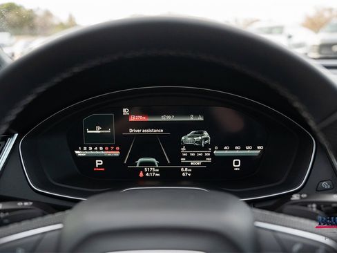 Used 2023 Audi SQ5 Premium Plus w/ Premium Plus Package image 22