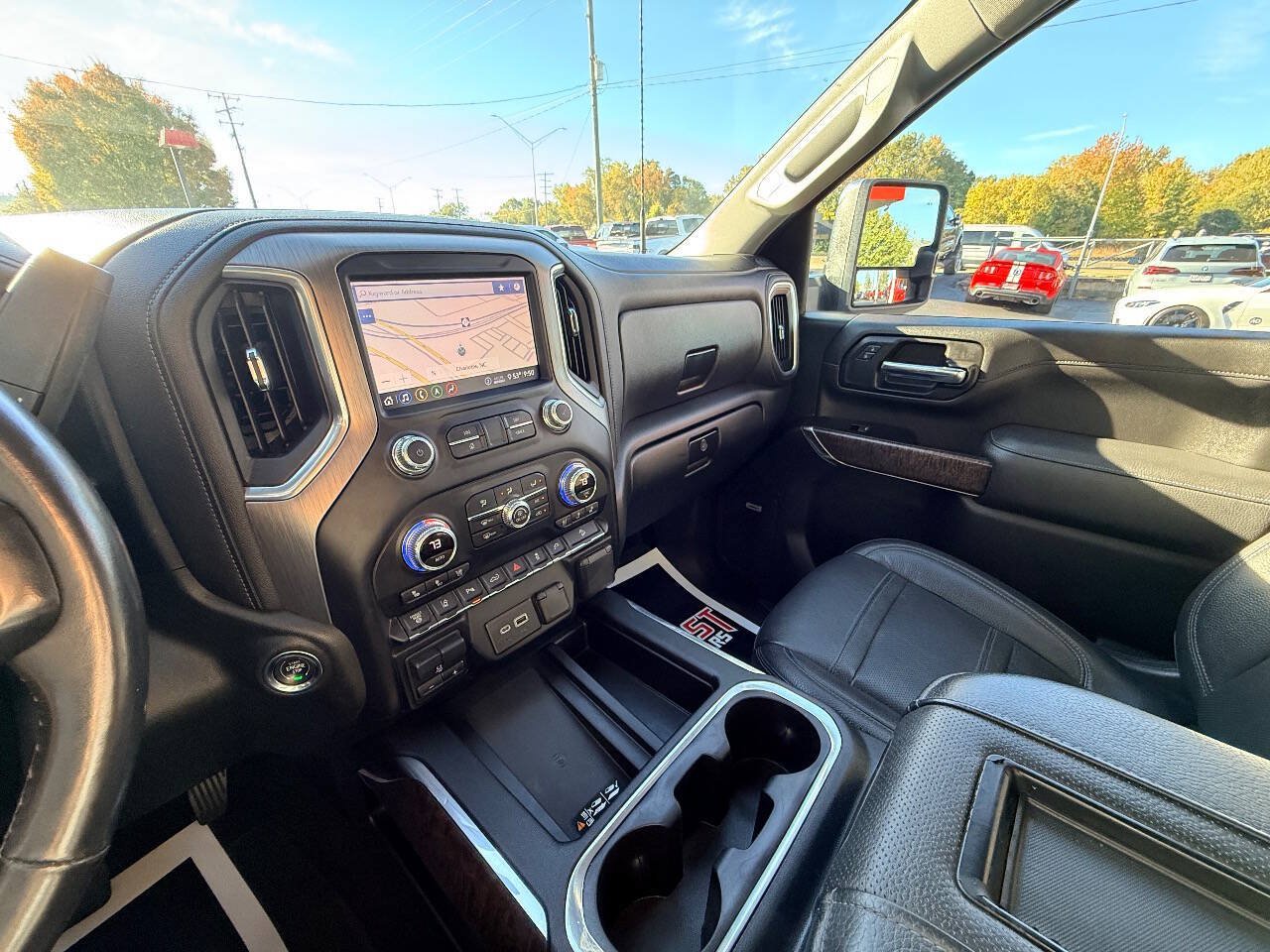 Used 2020 GMC Sierra 2500 Denali w/ Technology Package AWD/4WD image 32