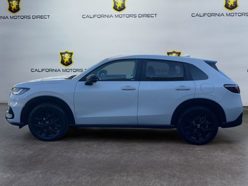 Used 2025 Honda HR-V Sport image 2