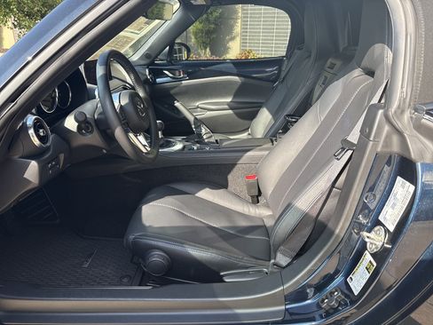 Used 2025 MAZDA MX-5 Miata Grand Touring w/ Weather Package RWD image 16