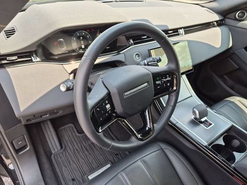 Used 2026 Land Rover Range Rover Evoque S AWD/4WD image 11