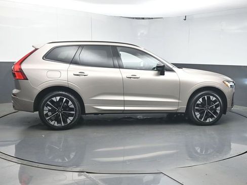 New 2026 Volvo XC60 B5 Plus w/ Protection Package Premier image 8