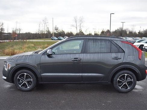 New 2026 Kia Niro EX image 6