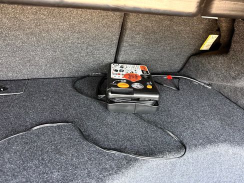 Used 2019 Ford Fusion SE FWD image 37