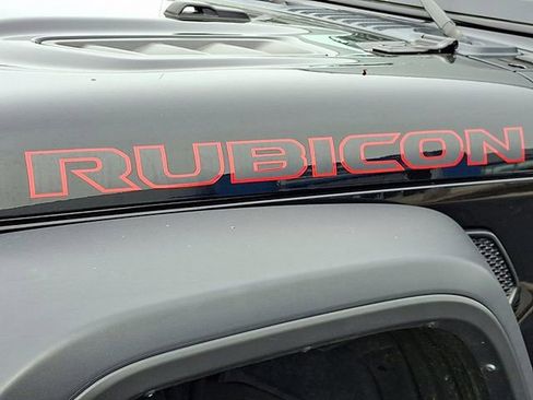 Used 2023 Jeep Wrangler Unlimited Rubicon image 32