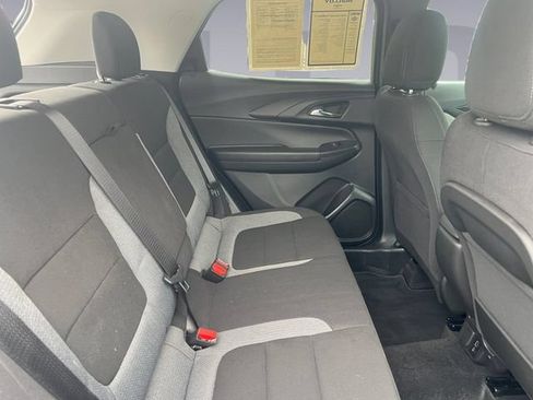 Used 2026 Chevrolet TrailBlazer LT w/ Convenience Package AWD/4WD image 18