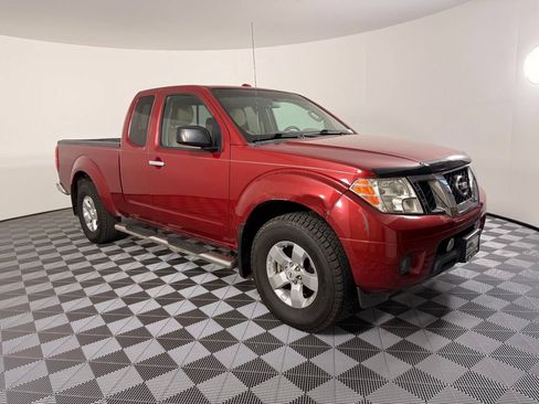 Used 2012 Nissan Frontier SV w/ SV Premium Utility Pkg AWD/4WD image 5