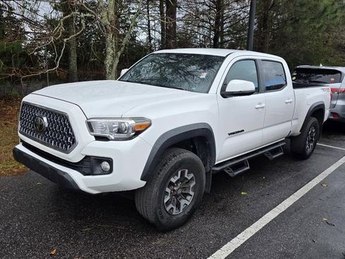 Used 2019 Toyota Tacoma TRD Off-Road image 14
