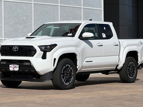 New 2025 Toyota Tacoma TRD Sport image 8