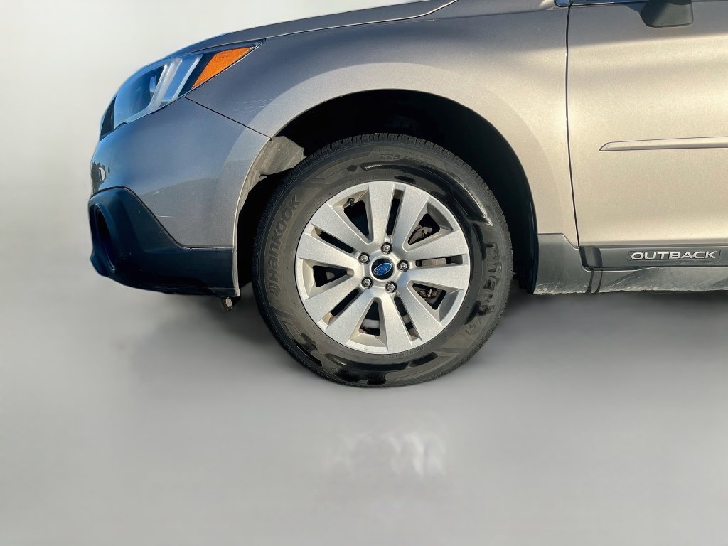 Used 2017 Subaru Outback 2.5i AWD/4WD image 29