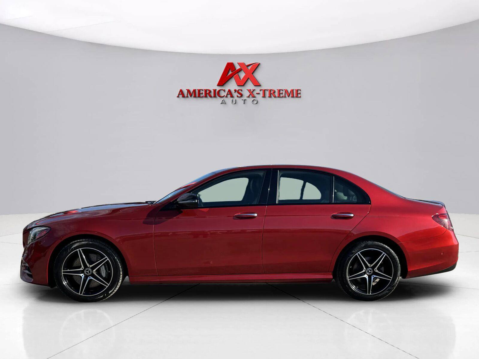 Used 2018 Mercedes-Benz E 300 4MATIC image 2