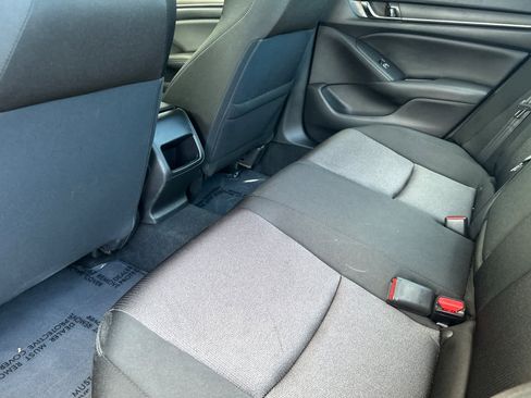 Used 2019 Honda Accord LX image 4