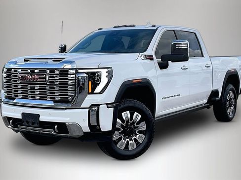Used 2025 GMC Sierra 2500 Denali w/ Denali Reserve Package AWD/4WD image 2