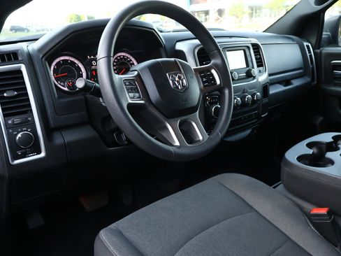 Used 2024 RAM 1500 Classic Warlock AWD/4WD image 3