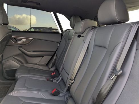 Used 2019 Audi Q8 Prestige image 15
