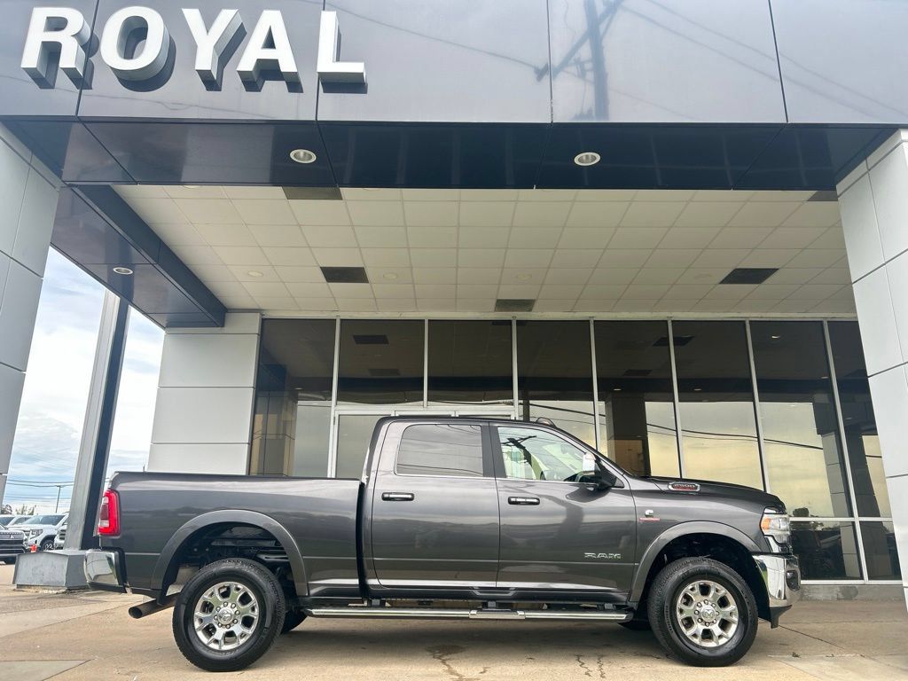 Used 2021 RAM 2500 Laramie AWD/4WD image 1