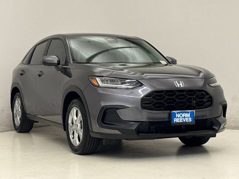 Certified 2025 Honda HR-V LX image 4