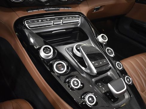 Used 2018 Mercedes-Benz AMG GT C image 32