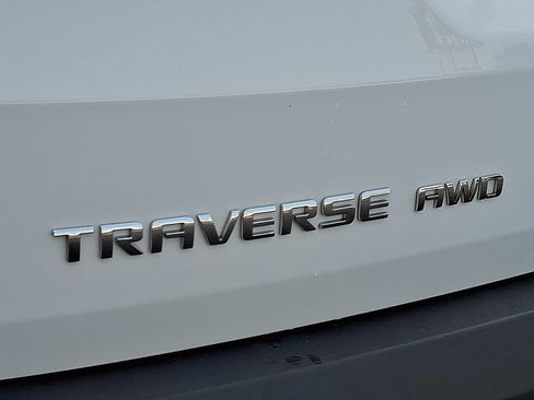 Used 2023 Chevrolet Traverse LT w/ LPO, Floor Liner Package AWD/4WD image 32