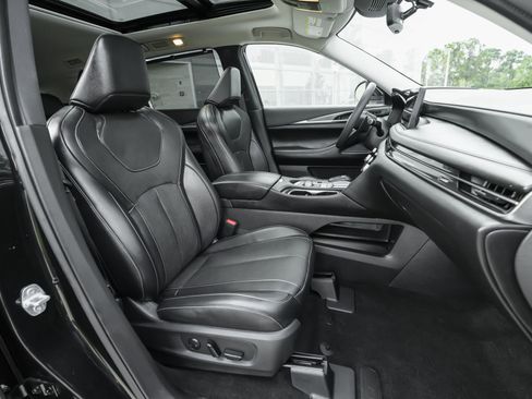 Used 2024 INFINITI QX60 Luxe image 38