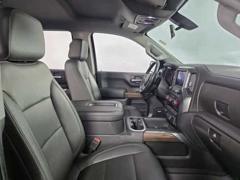 Used 2020 Chevrolet Silverado 1500 LT Trail Boss AWD/4WD image 16