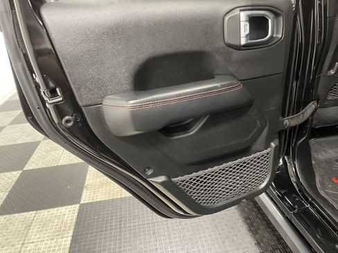 Used 2020 Jeep Gladiator Rubicon w/ Dual Top Group image 15