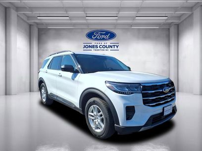 Used 2025 Ford Explorer Active