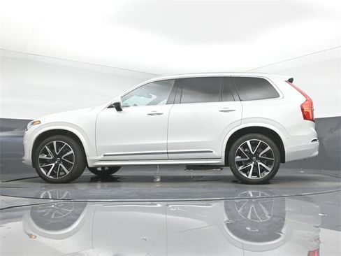 Used 2023 Volvo XC90 B6 Plus w/ Protection Package Premier image 40