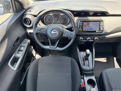 New 2025 Nissan Kicks Play S image 16