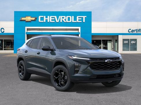 New 2026 Chevrolet Trax LT w/ Driver Confidence Package FWD image 10