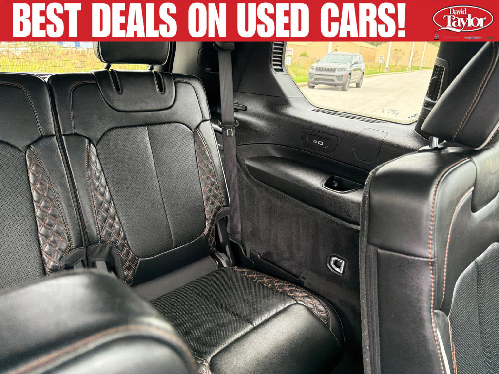 Used 2024 Jeep Grand Cherokee L Summit w/ Advanced Protech Group IV AWD/4WD image 38
